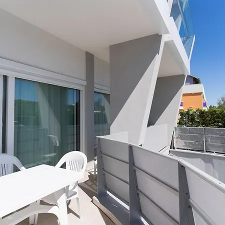 Residenza Turistica Alberghiera Blue Marine Lägenhetshotell Bibione