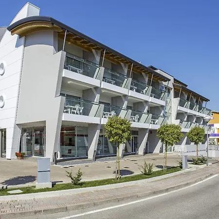 Residenza Turistica Alberghiera Blue Marine Apart Otel *