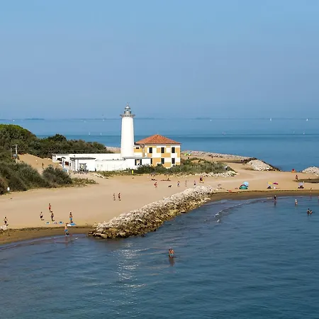 Residenza Turistica Alberghiera Blue Marine 3* بيبيوني