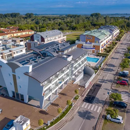Апарт-отель Residenza Turistica Alberghiera Blue Marine Бибионе